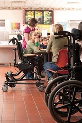 17911 pr13827c%20rifton%20activity%20chair