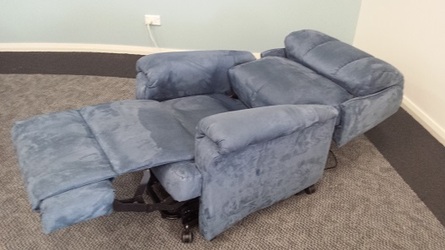 20853 pr15588a%20g%20&%20p%20medical%20contessa%20lift%20and%20recline%20chair