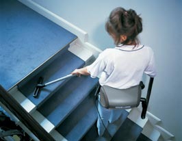 10469 pr06758%20hip%20mounted%20vacuum%20cleaner