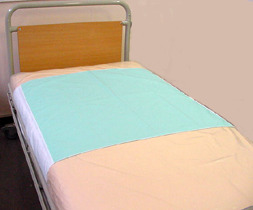 10689 pr06590%20night%20n%20day%20aqua%20mac.