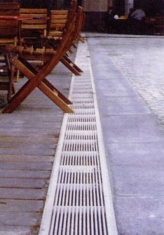 PR06229 Urbanstone Tactile Ground Surface Indicators