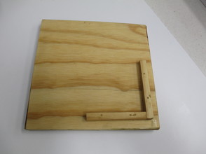 Men's Shed Bread Board
