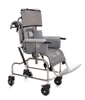 29303 infant tilt in space