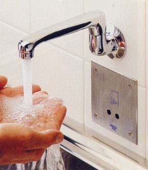 AutoFlo Electronic Sensor Tap