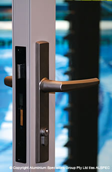 9093 pr15290%20efco%20door%20lock