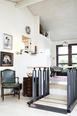 EasyStep Platform Lift